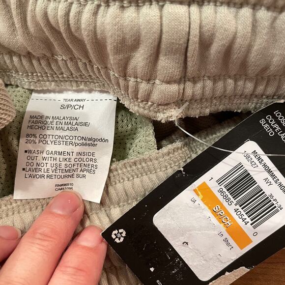 Under Armour Men's 6" Rival Terry Shorts tan, small - Picture 6 of 6